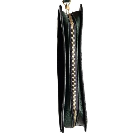 Authenticated‎ Louis Vuitton Taiga Baikal Clutch Bag Epicea / Green. Code… - Picture 6 of 16